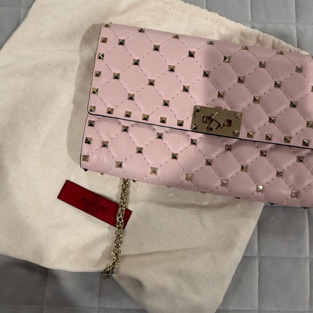 Valentino rockstud pink Quilted Leather crossbody Bag